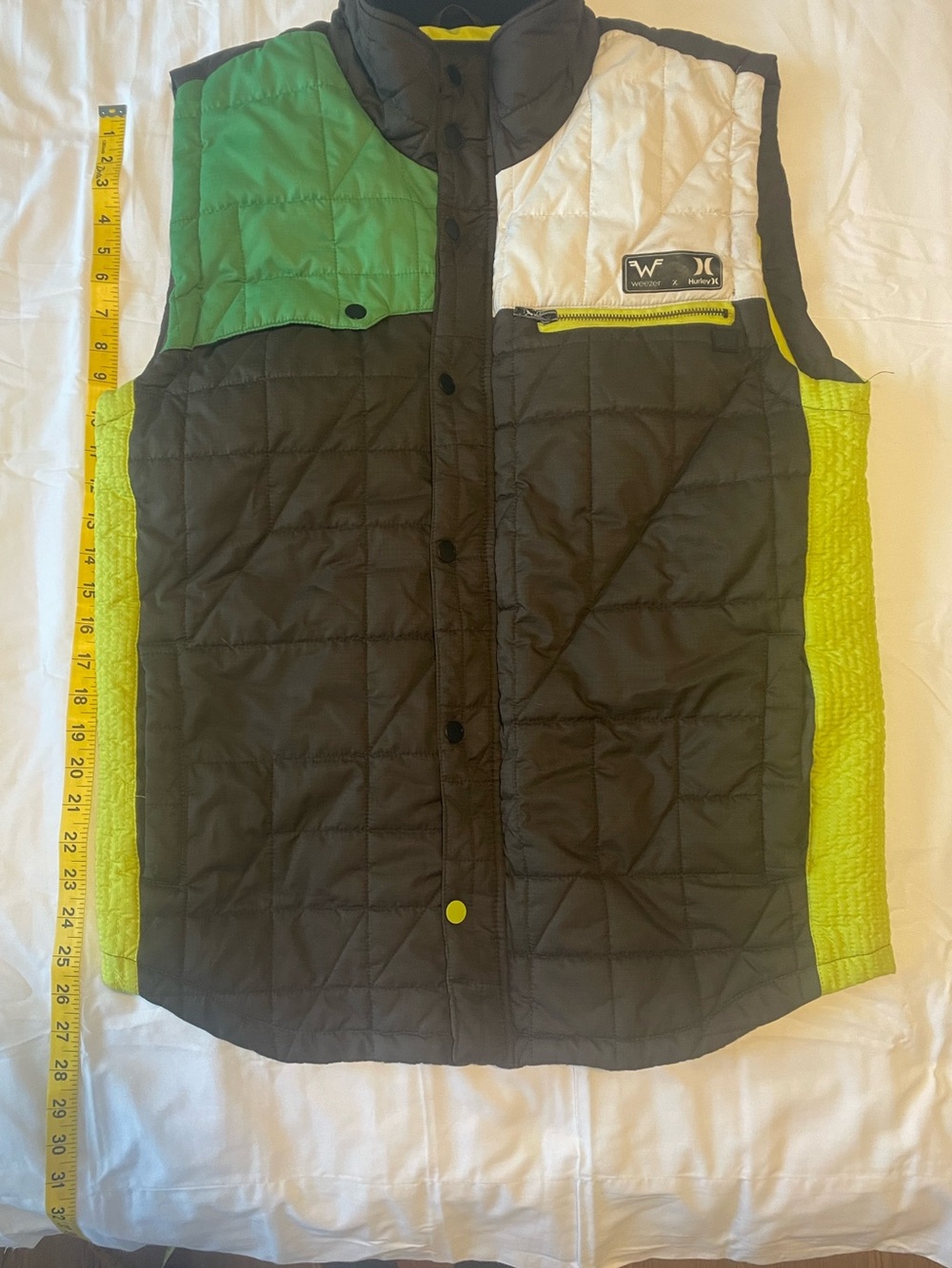 Hurley weezer puffer vest men’s large